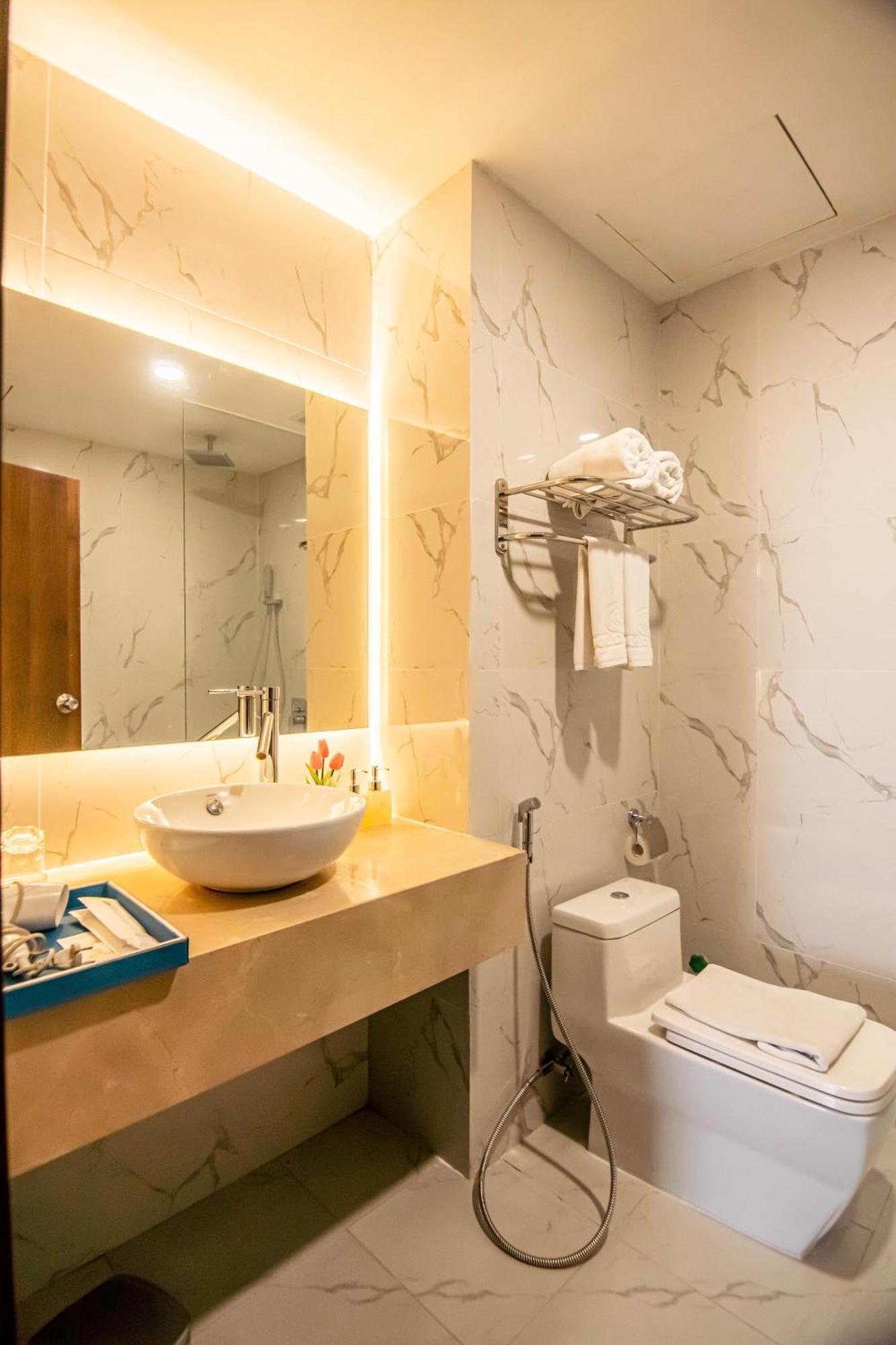 Gold Hotel Da Nang By Haviland Экстерьер фото